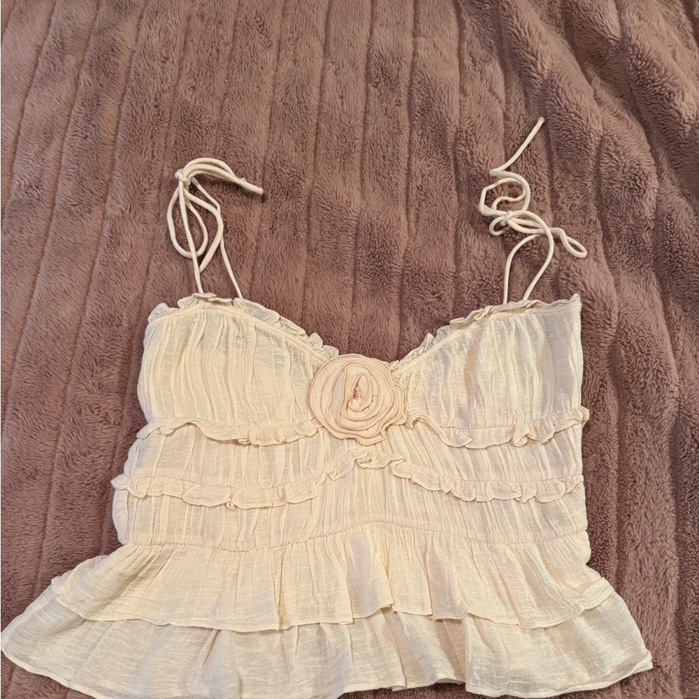 Zara tiered off white flowy tank